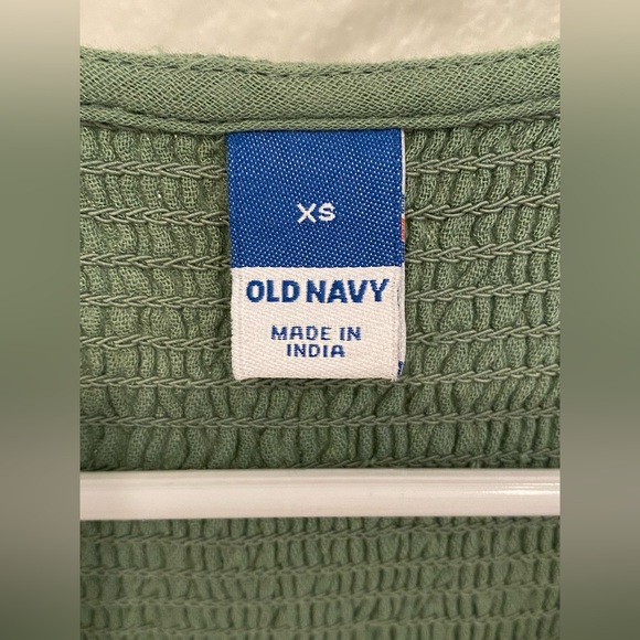 Old Navy.  Size XS.  Green/sage color dress. NWT - Picture 2 of 4
